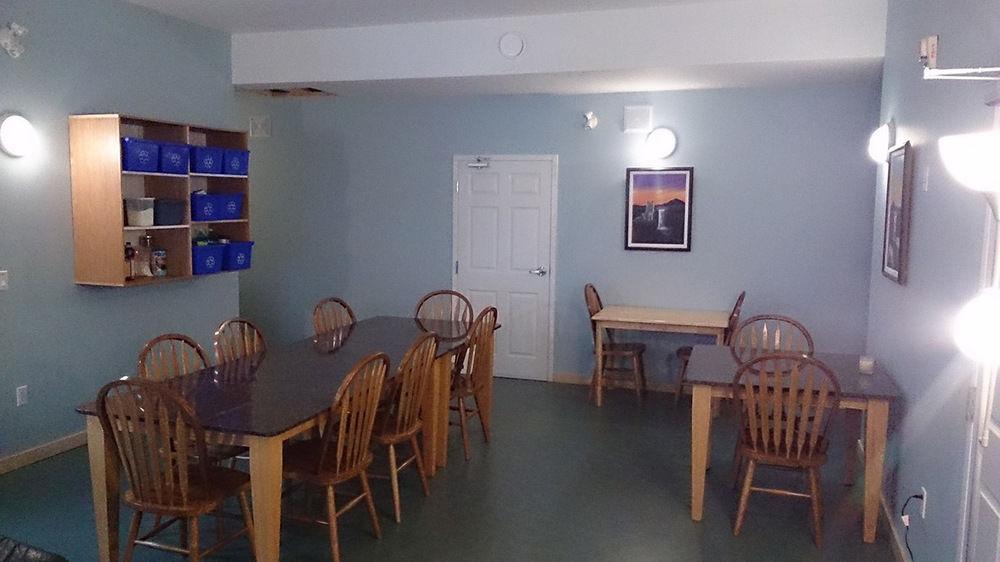 Hot Springs Campground And Hostel Upper Laberge Bagian luar foto